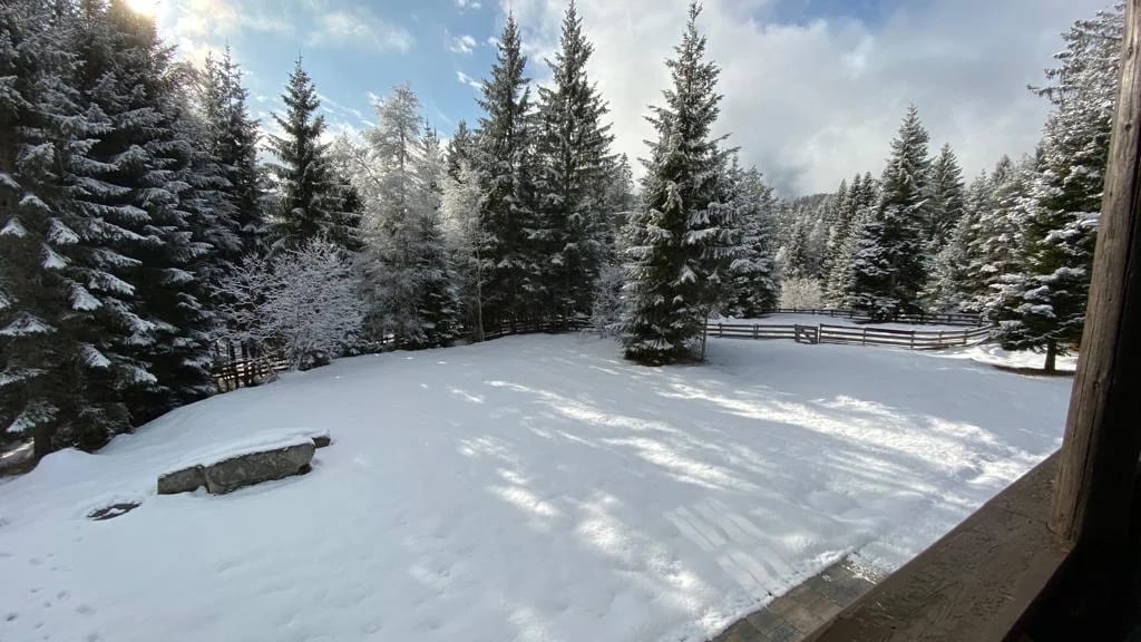 Terrasse des Chalet Franz im Winter
